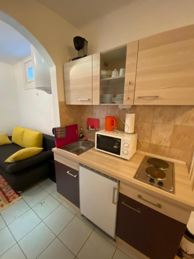 Apartment And Rooms Heart Of The City Budapest Bagian luar foto