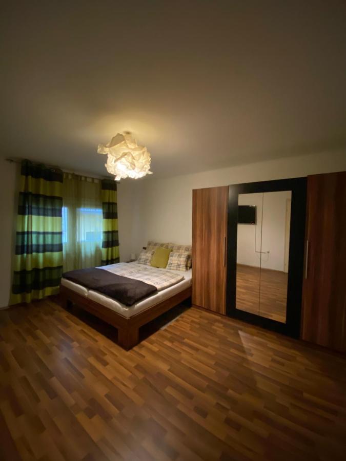 Apartment And Rooms Heart Of The City Budapest Bagian luar foto