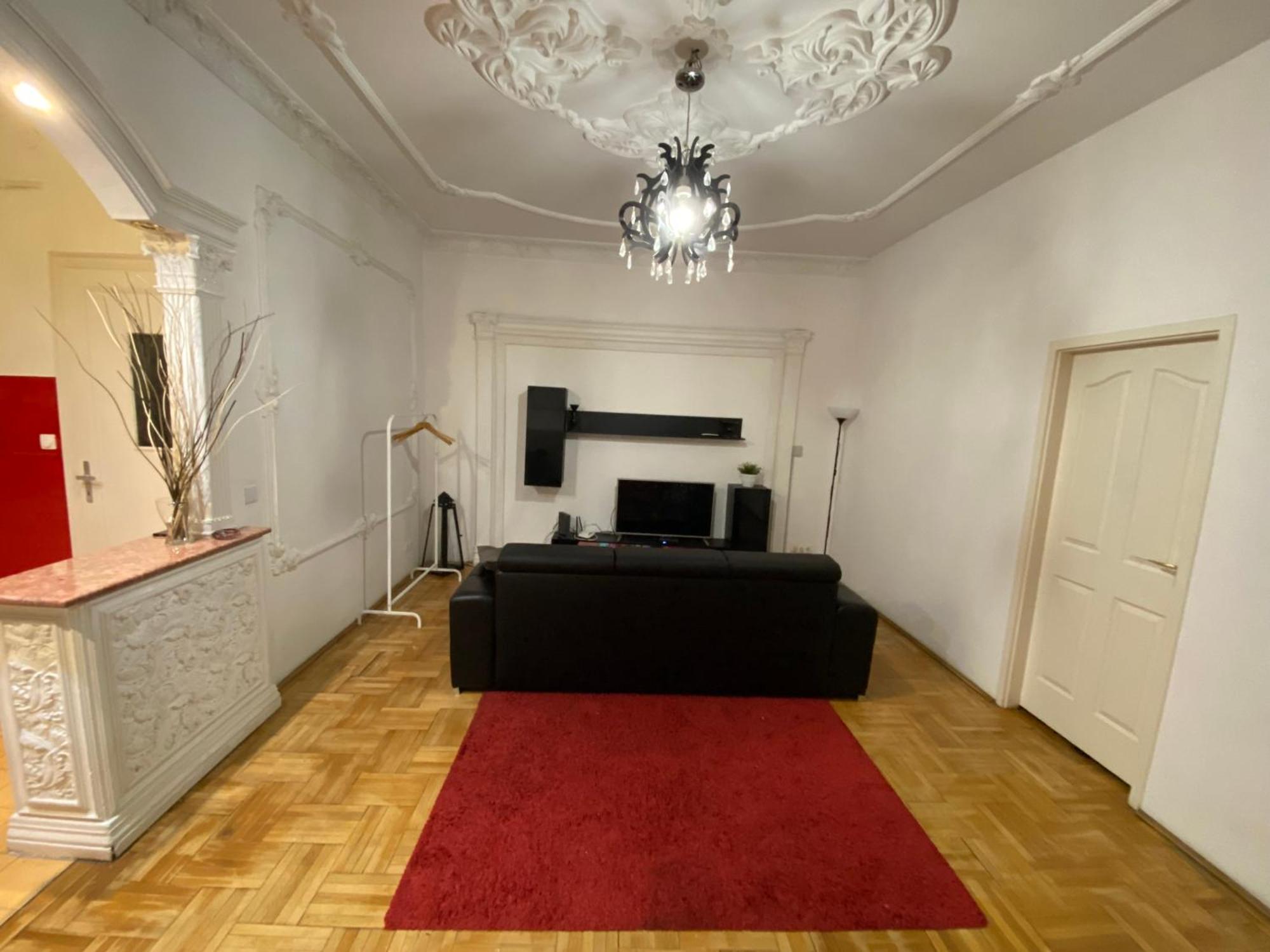 Apartment And Rooms Heart Of The City Budapest Bagian luar foto