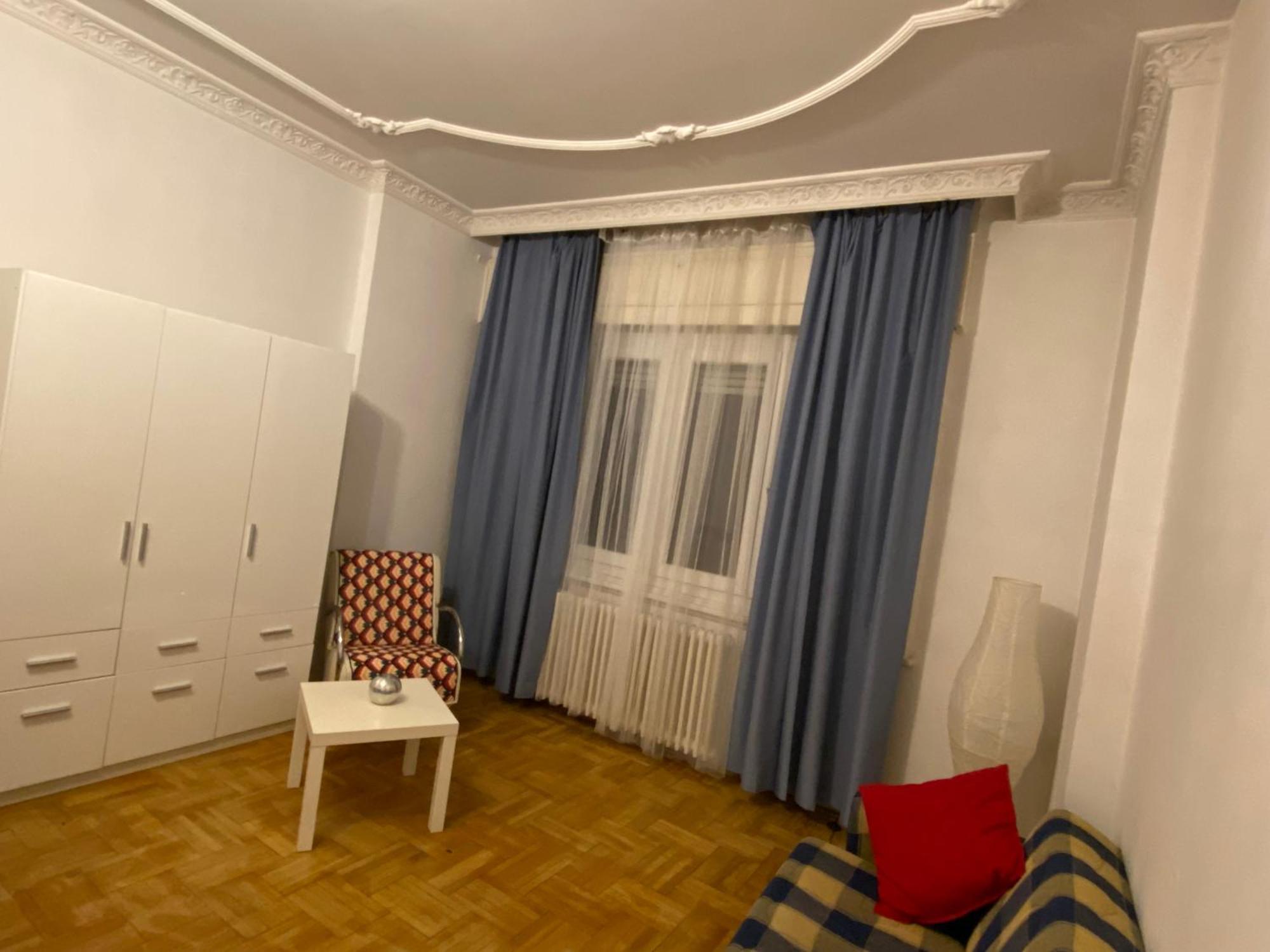 Apartment And Rooms Heart Of The City Budapest Bagian luar foto