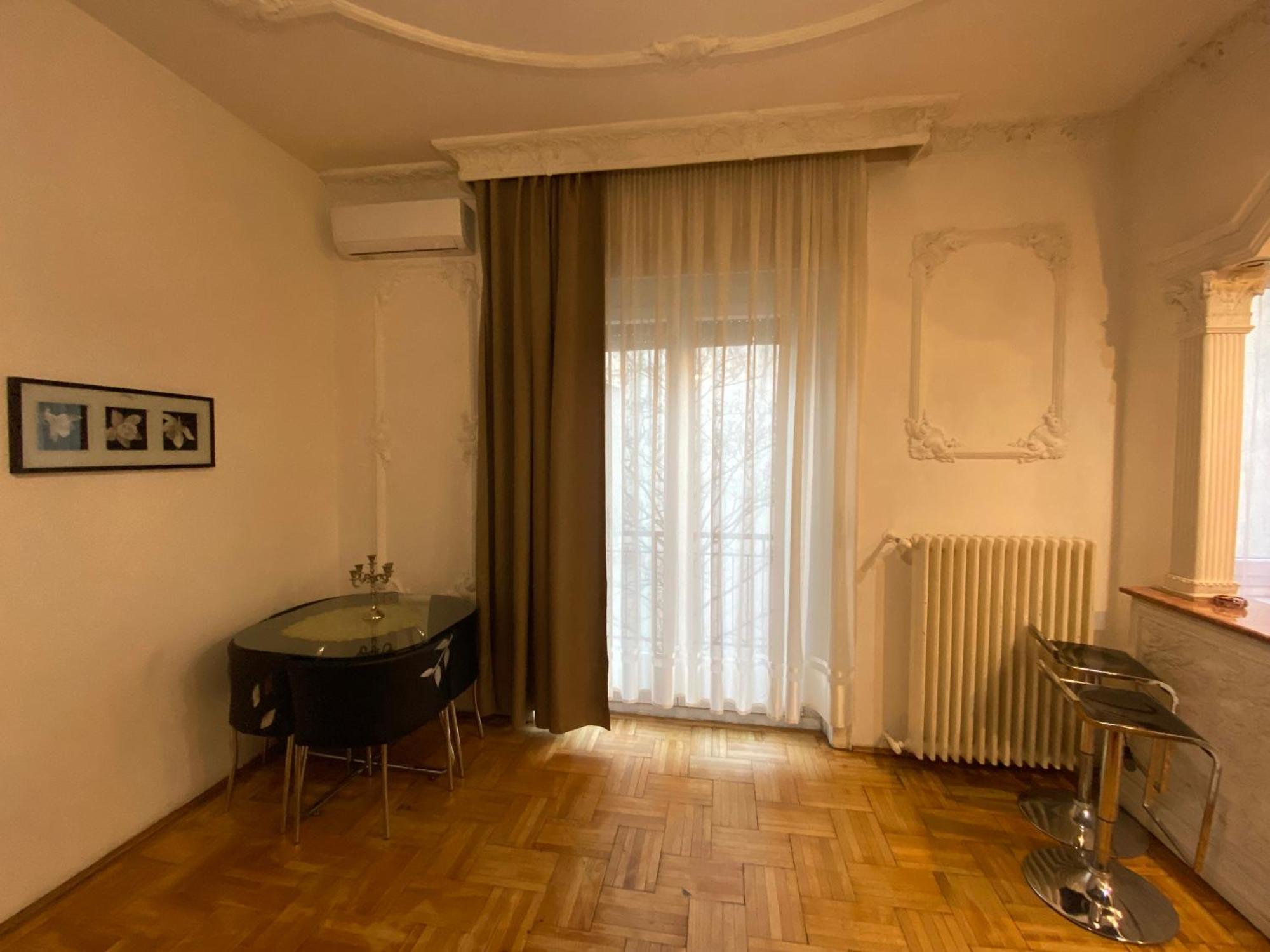 Apartment And Rooms Heart Of The City Budapest Bagian luar foto