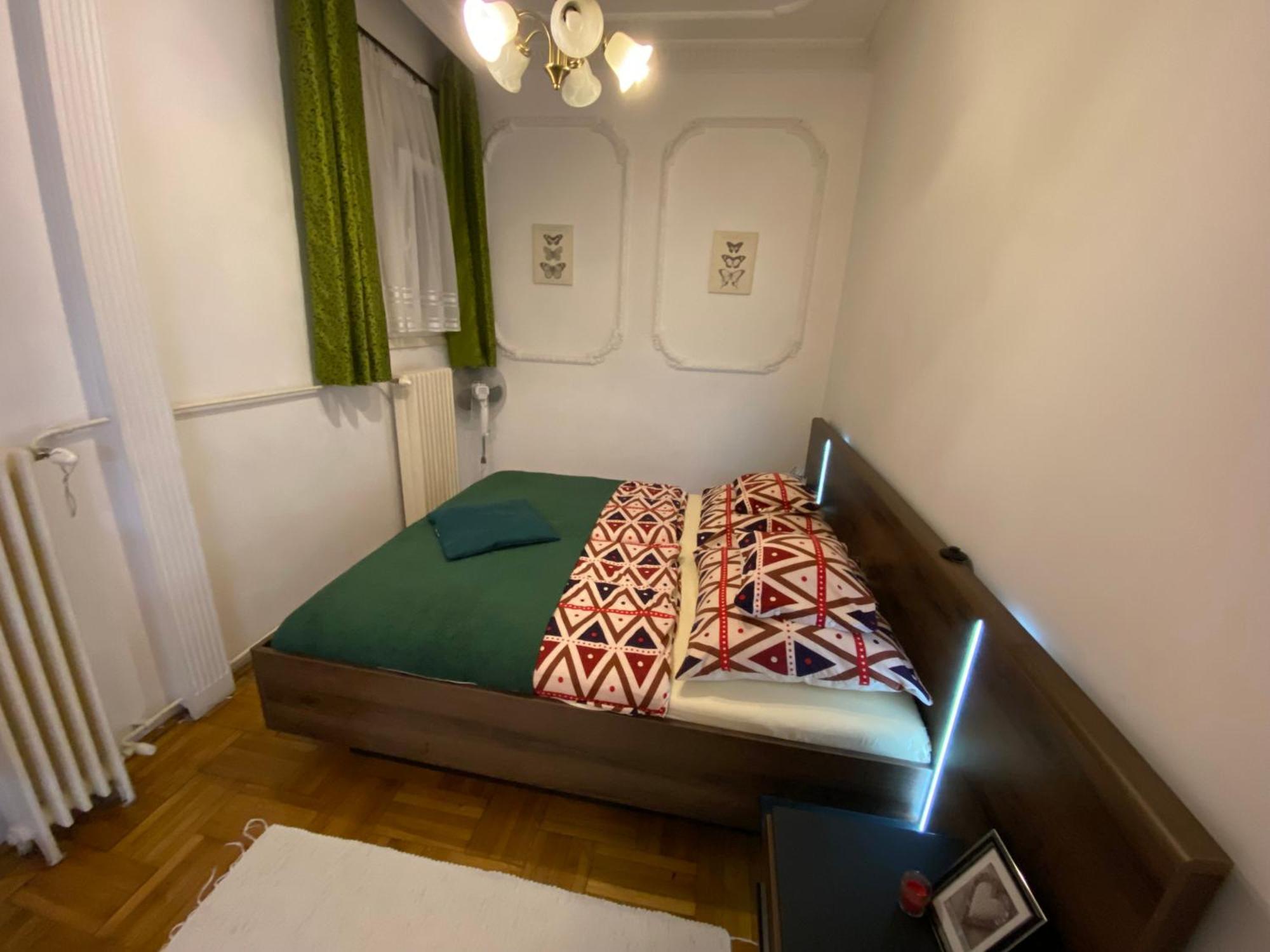 Apartment And Rooms Heart Of The City Budapest Bagian luar foto